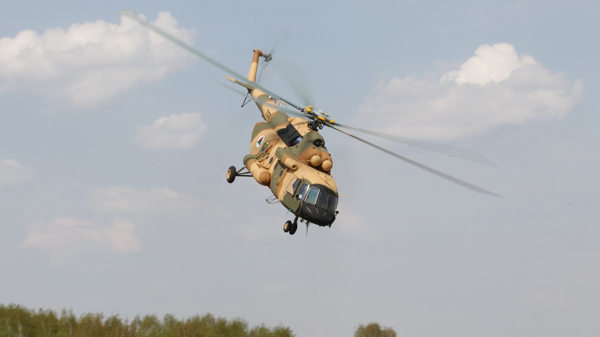 Демонстрация вертолета МИ-17 В-5 - РИА Новости, 1920, 18.07.2022