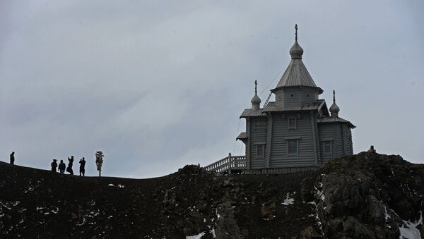 Храм Живоначальной Троицы на острове Ватерлоо в Антарктиде