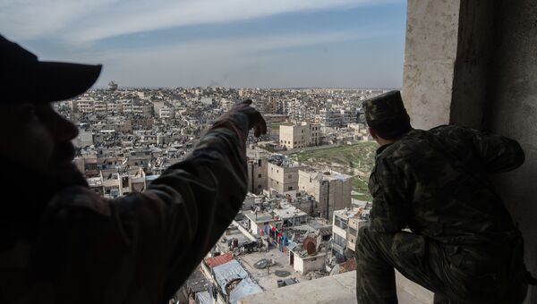 Военнослужащие Сирийской Арабской армии в городе Алеппо