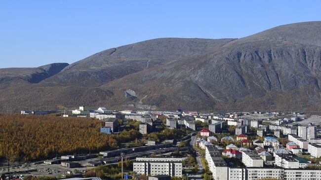 Вид на город Кировск. Архивное фото