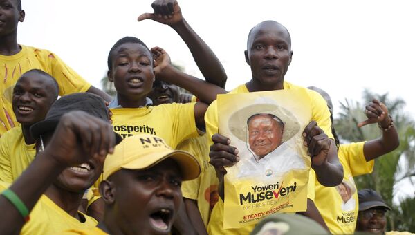Сторонники президента Уганды Йовери Мусевени