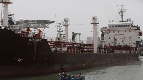 Военно-морские силы Нигерии освободили захваченный нефтяной танкер под флагом Панамы