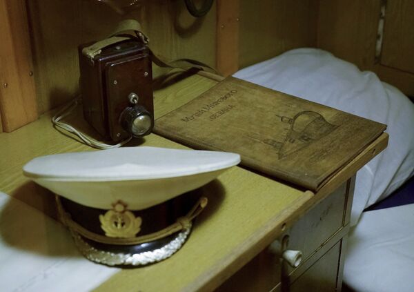 Спальное место члена экипажа офицерского состава на подводной лодке Б-413 проекта 641, являющейся экспонатом Музея Мирового океана в Калининграде