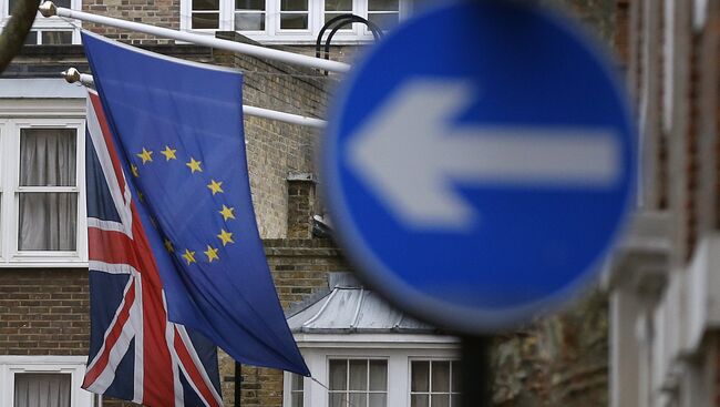 Флаги Великобритании и Европейского союза в Лондоне. Архивное фото