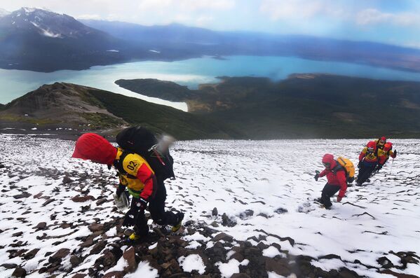 Экстремальная гонка Patagonian Expedition Race в Патагонской области Чили