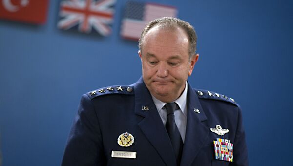 Командующий вооруженных сил США в Европе генерал Филипп Бридлав. Архивное фото