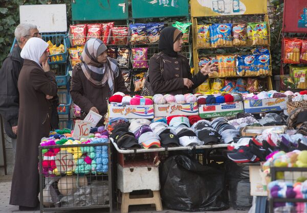 Уличная торговля в Дамаске в первый день перемирия