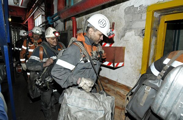 Горноспасатели в шахте Северная в Воркуте. Архивное фото
