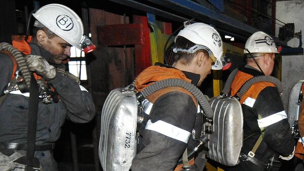 Горноспасатели в шахте. Архивное фото