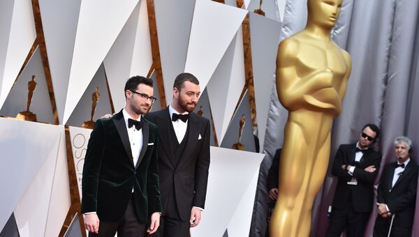Сэм Смит и Джимми Нейпс на 88-й церемонии вручения премии Оскар
