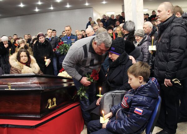 Временно исполняющий обязанности главы Республики Коми Сергей Гапликов на церемонии прощания с шахтерами, погибшими в результате аварии на шахте Северная