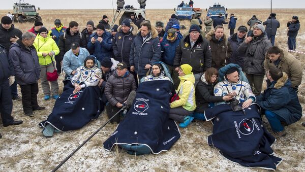 Экипаж МКС после приземления в Казахстане