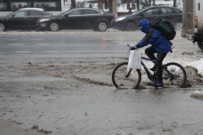 Уборка снега в Москве