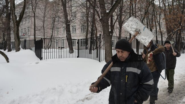 Уборка снега в Москве