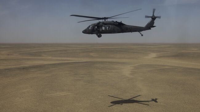 Вертолет Sikorsky UH-60 Black Hawk