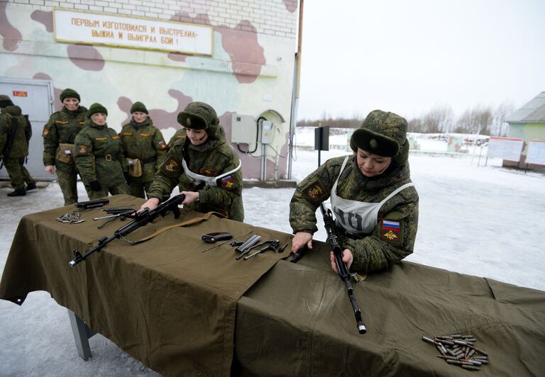 Конкурс для женщин-военнослужащих Макияж под камуфляж в Переславле-Залесском