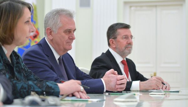 Президент Сербии Томислав Николич во время встречи с президентом России Владимиром Путиным в Кремле