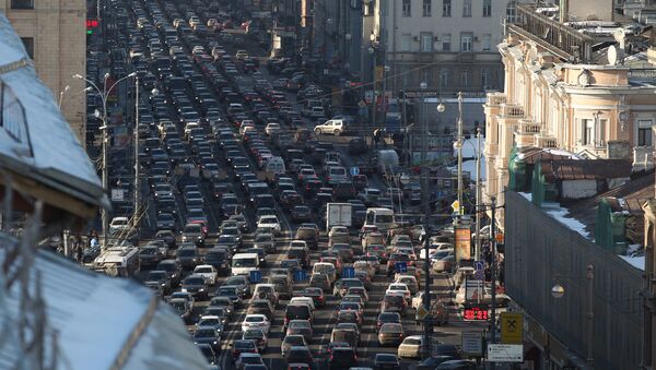 Автомобильные пробки на Тверской в Москве