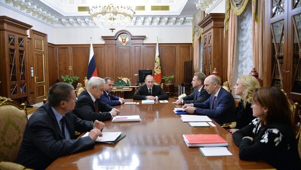 Владимир Путин провел совещание по экономическим вопросам в Кремле