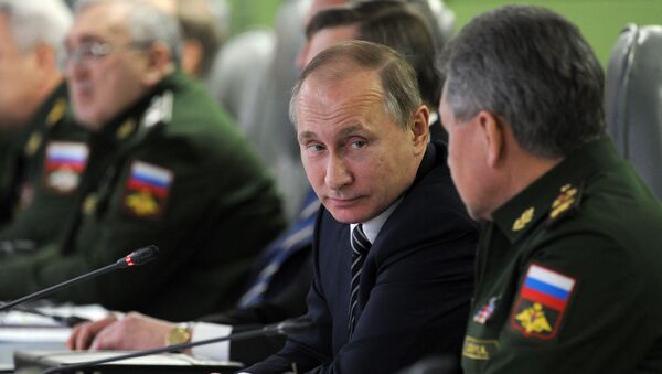 Президент России Владимир Путин проводит единый день приемки военной продукции в Национальном центре обороны РФ в Москве