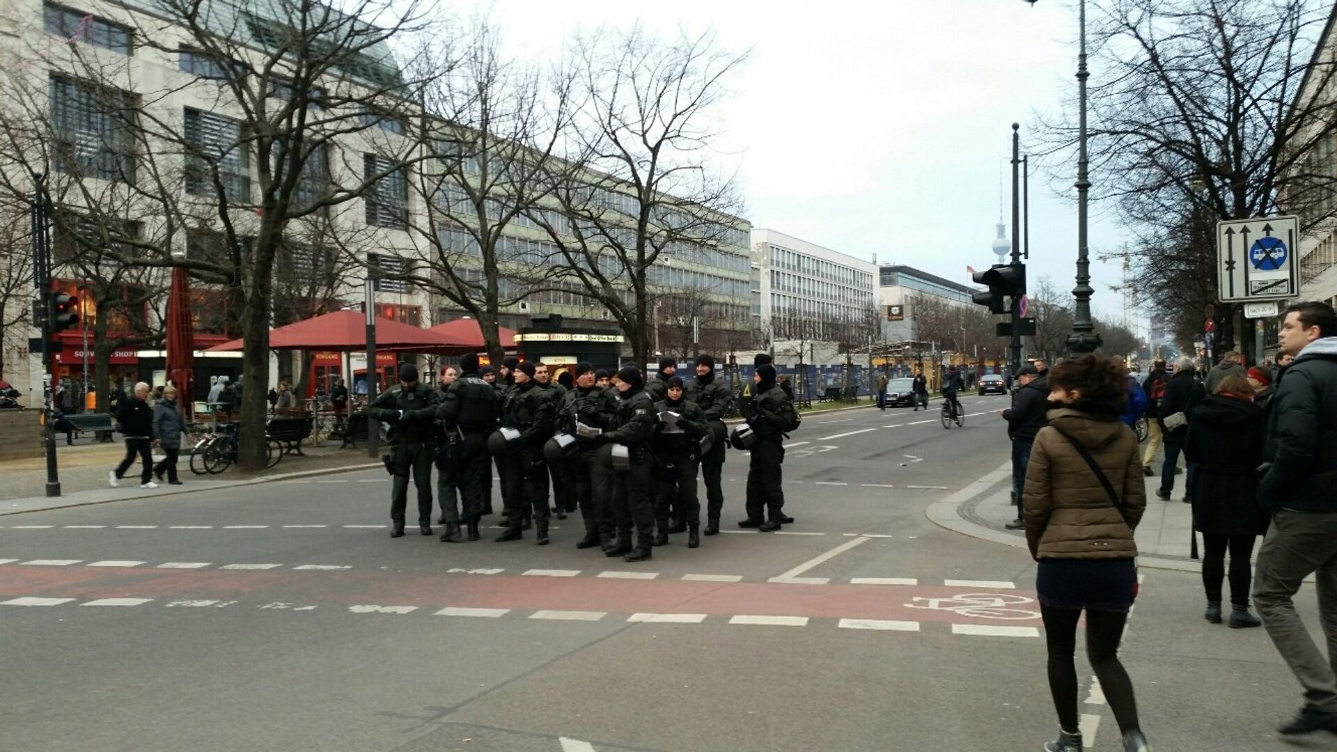 Полицейские во время акции протеста в Германии - РИА Новости, 1920, 08.01.2024