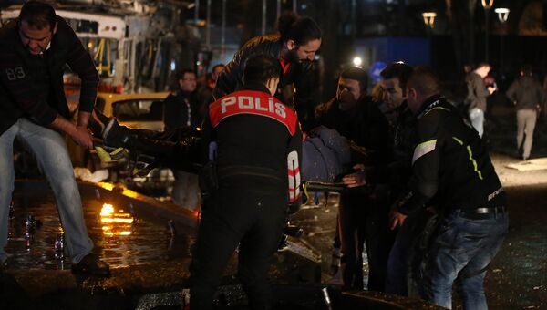 На месте теракта в Анкаре, 13 марта 2016