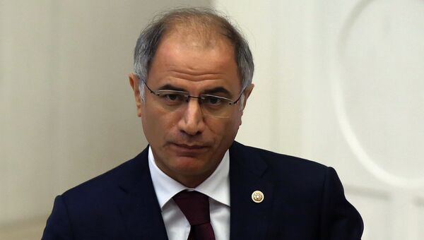 Министр внутренних дел Турции Эфкан Ала . Архивное фото