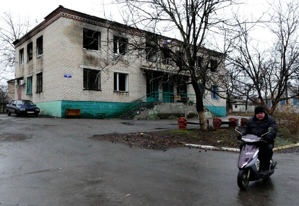 Один из домов в поселке Зайцево под Горловкой, который был обстрелян украинскими силовиками