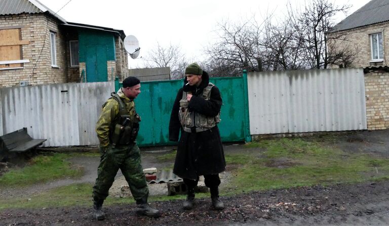 Ополченцы ДНР в поселке Зайцево под Горловкой