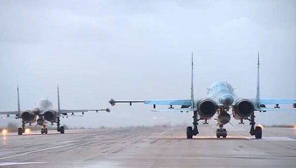 Вылет первой группы самолетов ВКС с авиабазы Хмеймим в пункты постоянного базирования на территории России