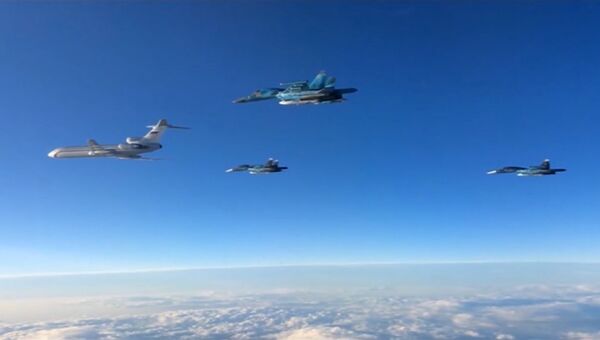 Самолеты ВКС РФ группами вылетали в Россию с авиабазы в Сирии