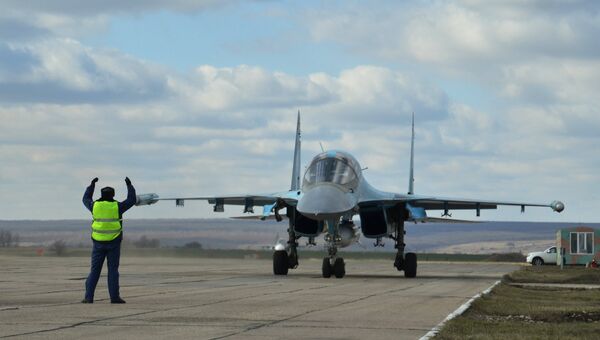 Встреча пилотов бомбардировщиков Су-34 ВКС России, вернувшихся из Сирии