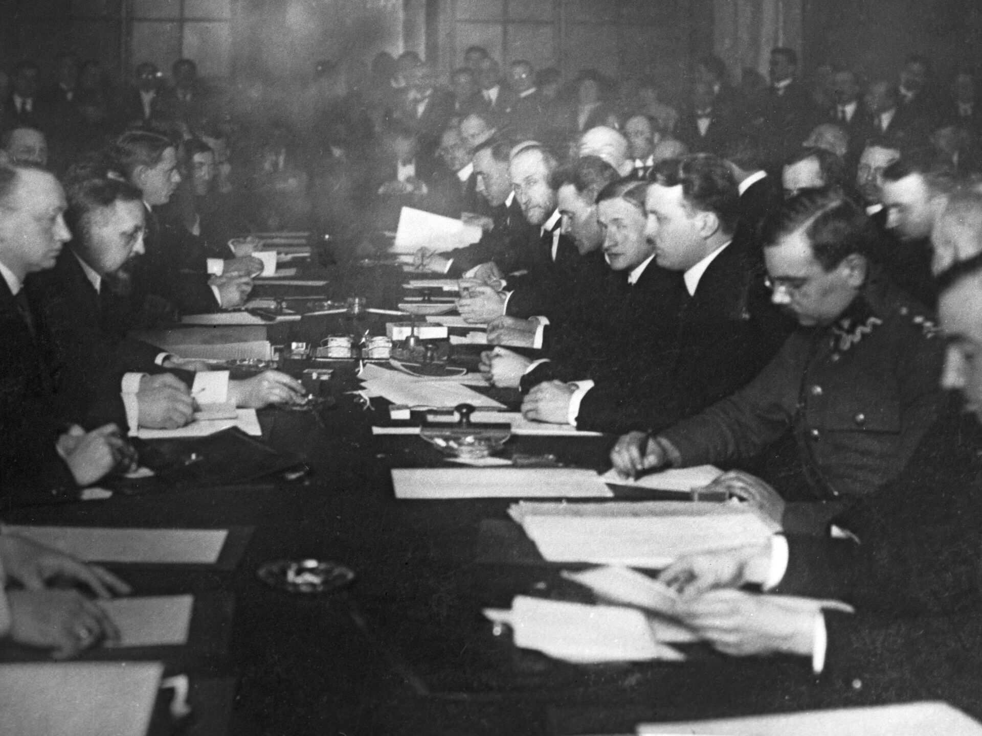 Реферат: Рижский договор 1921