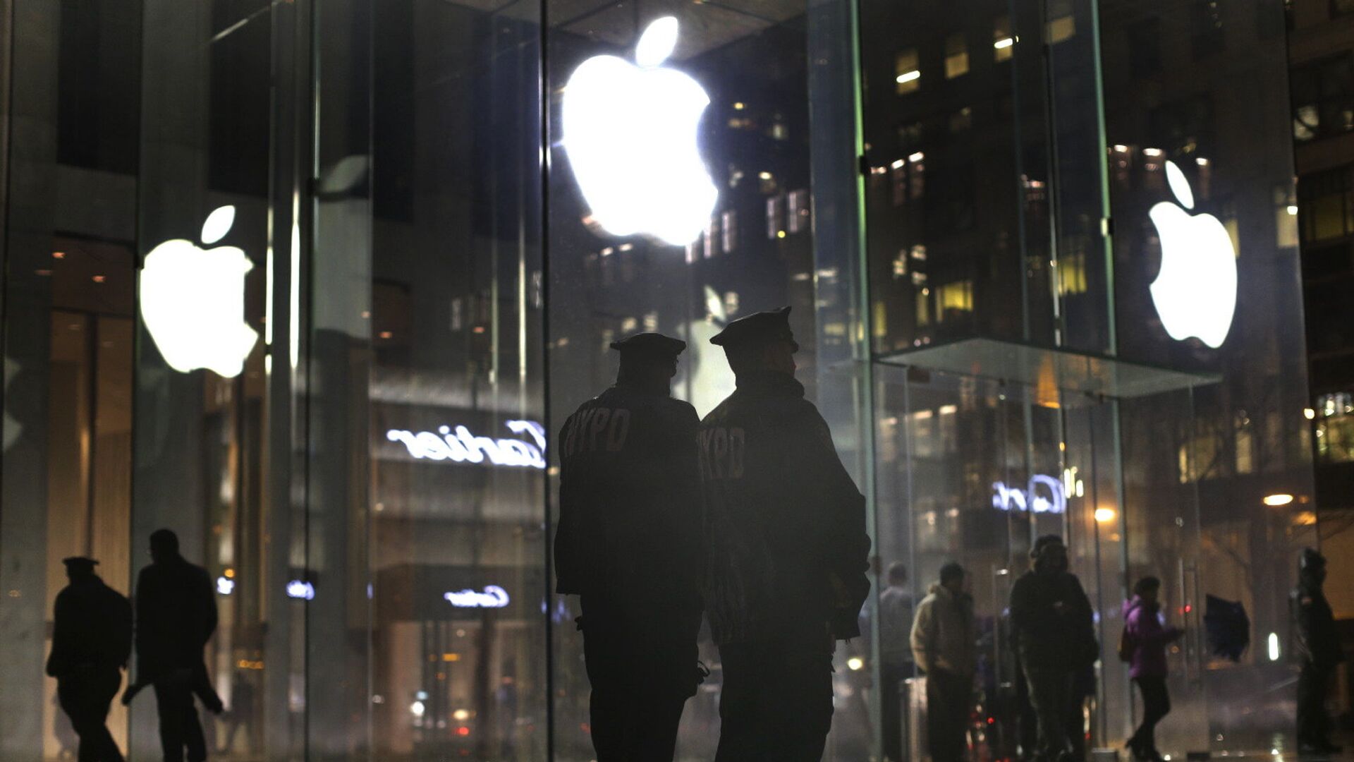 Магазин Apple store - РИА Новости, 1920, 08.03.2022