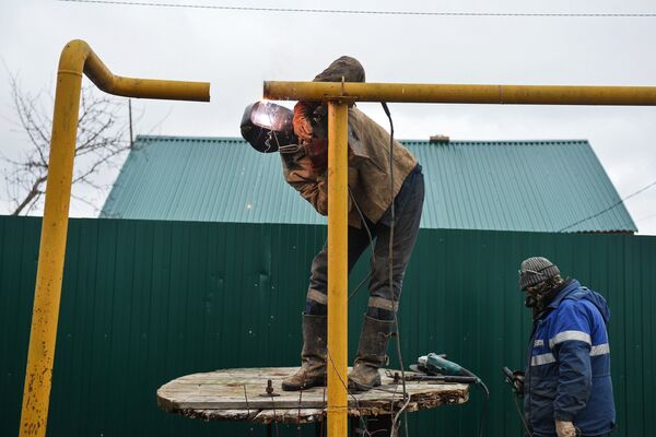 Сотрудники филиала компании Газпром газораспределение Тула восстанавливают работоспособность газопровода в поселке Плеханово Тульской области