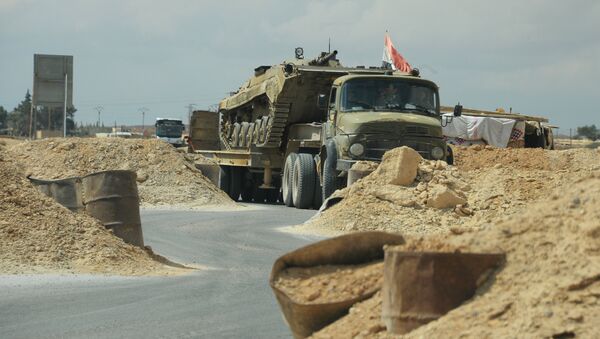 Военная техника Сирийской арабской армии (САА) на дороге к Пальмире