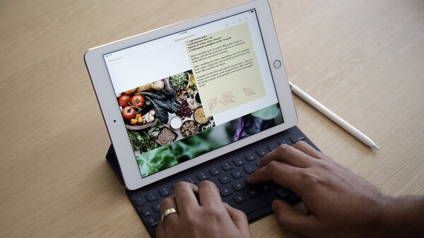 Планшет iPad Pro. Презентация новой продукции компании Apple в Купертино