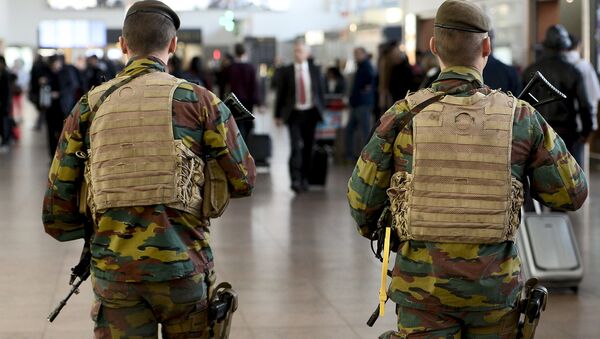 Военные в аэропорту Брюсселя. Архивное фото