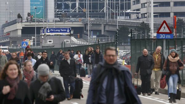 На месте взрывов в аэропорту Брюсселя. 22 марта 2016