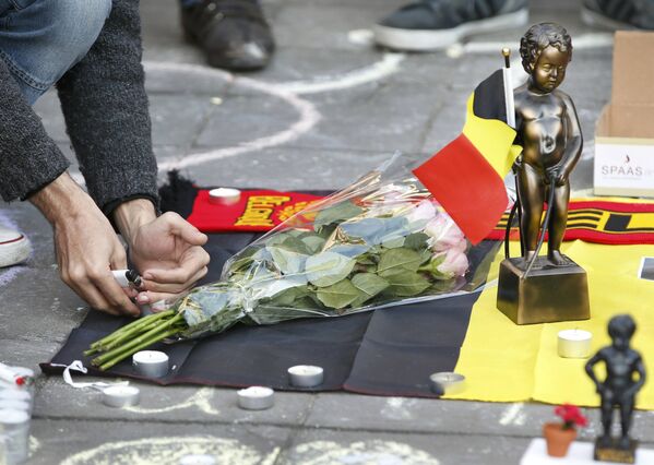 Акция памяти о жертвах терактов в центре Брюсселя, Бельгия