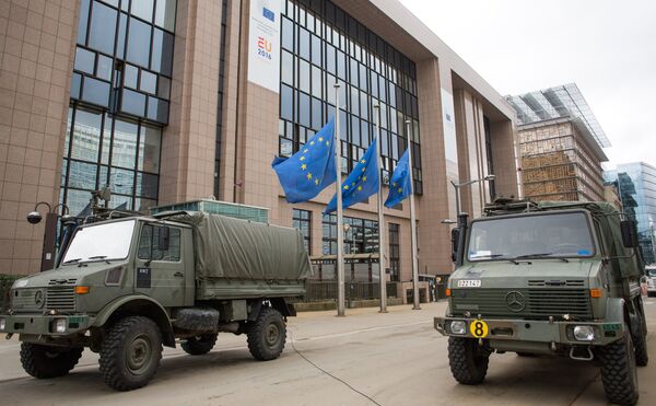 Военнослужащие обеспечивают безопасность Европейского парламента в Брюсселе
