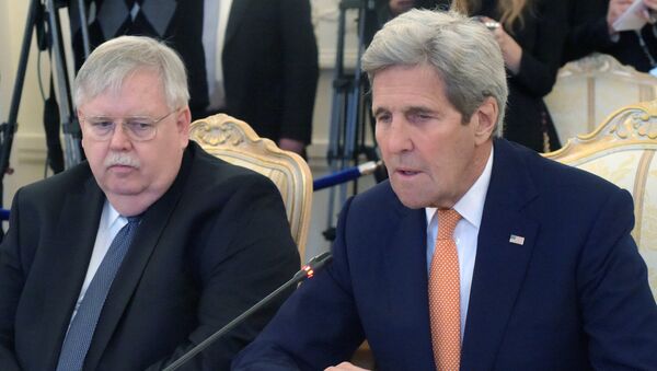Государственный секретарь США Джон Керри во время встречи с министром иностранных дел РФ Сергеем Лавровым в Москве