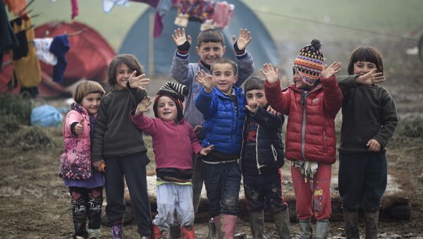 Дети-мигранты в деревне Идомени, Греция. 18 марта 2016