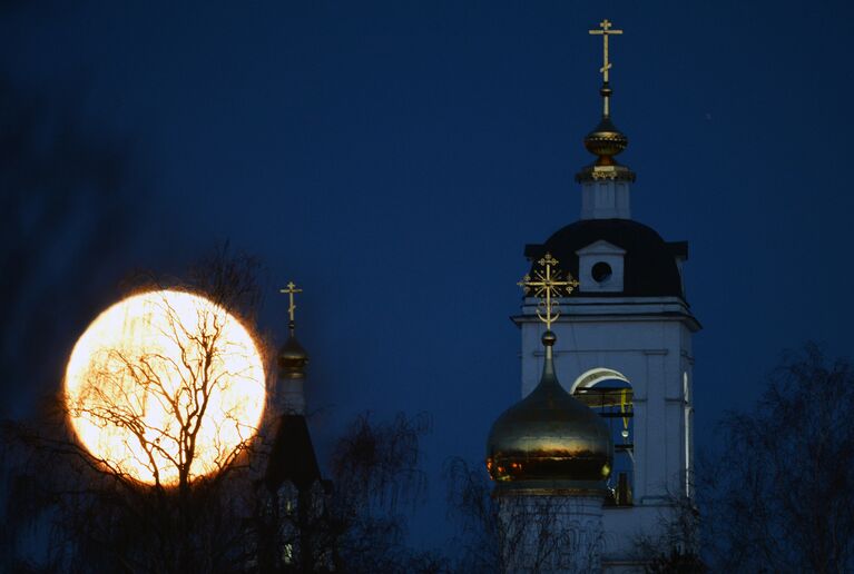 Храм во имя Святого Великомученика Димитрия Солунского