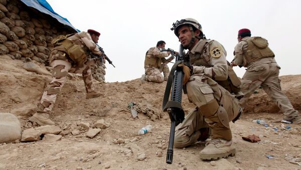 Иракский солдат во время военной операции в Мосуле, Ирак