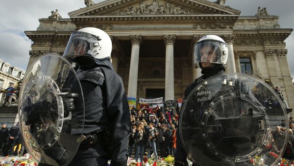 Полиция Брюсселя очистила от манифестантов место памяти жертв терактов. Архивное фото