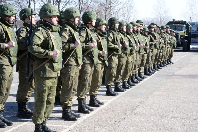 Саперы минобороны РФ в Международном противоминном центре ВС РФ в Нахабино готовятся к отправке в Сирию для разминирования Пальмиры