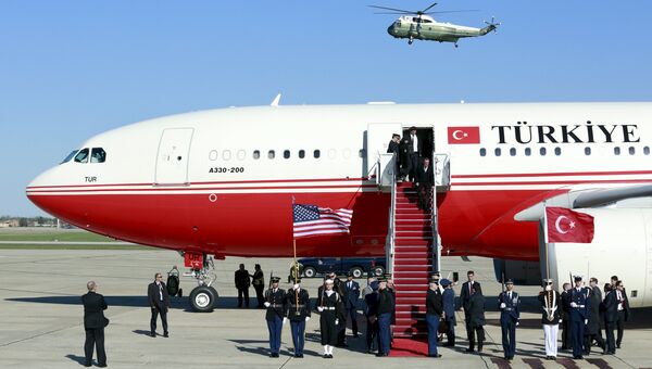 Самолет президента Турции Реджепа Тайипа Эрдогана прибывшего в США