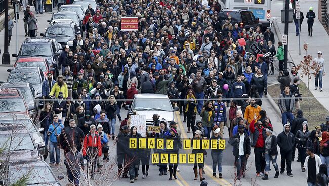 Митинг против вердикта по делу Джамара Кларка в Миннеаполисе. 30 марта 2016