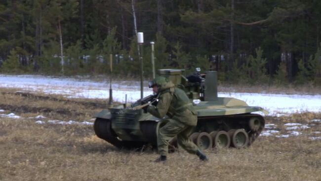 Боевой робот Нерехта охранял Тополь-М на учениях под Иркутском